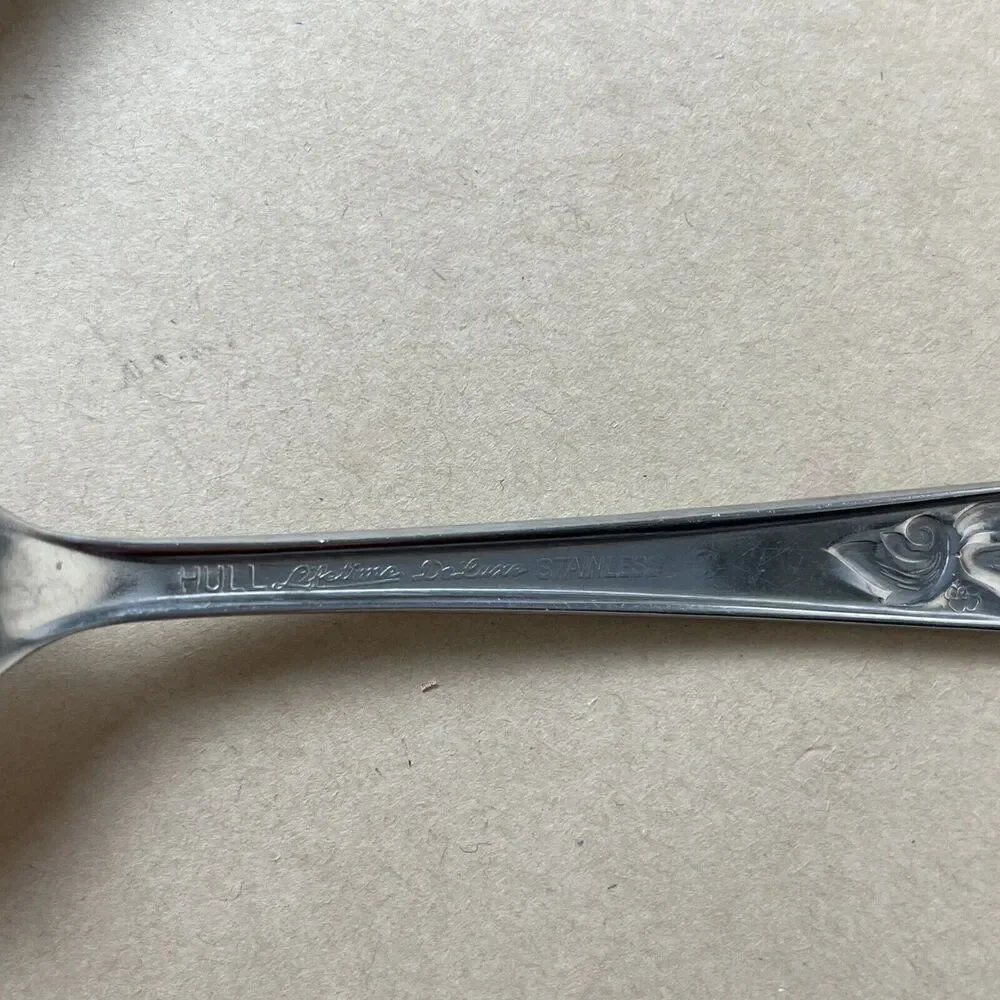 VTG HULL Lifetime Deluxe 